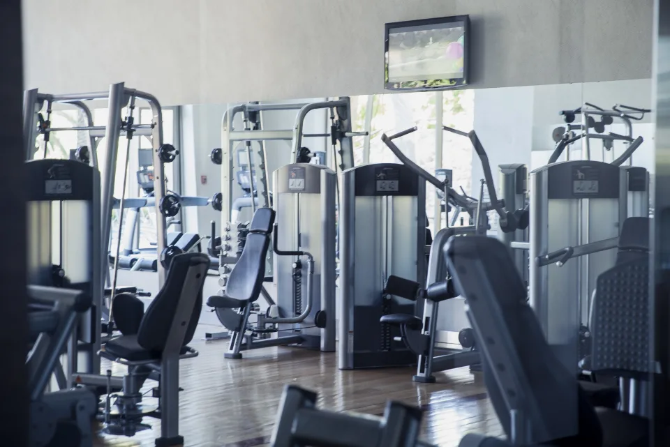 empty gym during lockdowns